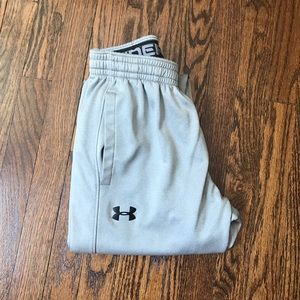 Men’s Under Armour Sm light gray cold gear pants